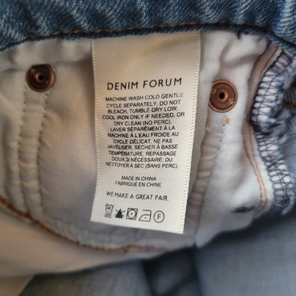 Denim Forum by Aritzia, The '50s Arlo Hi Mid-thigh Denim Short with frayed Hem - Picture 5 of 8